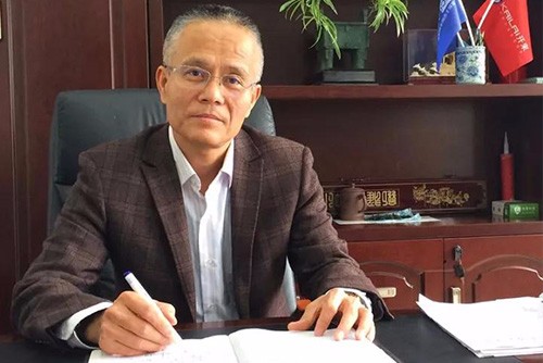 上海市建筑防水行業(yè)十周年年會(huì)隆重舉行 倪貴全董事長(zhǎng)被授予“杰出貢獻(xiàn)企業(yè)家”稱(chēng)號(hào)