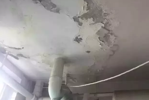 雨雪季節房屋漏水、滲水、洇水如何解決？